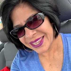 Meet your Posher, Rosana